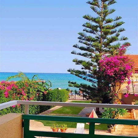 Aparthotel Petra 3*