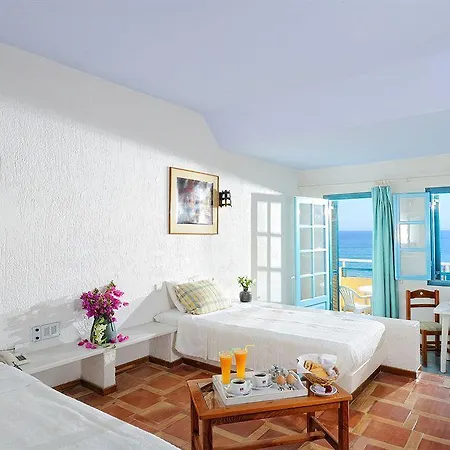 Petra Aparthotel 3*